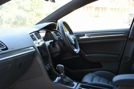 2018 Volkswagen Golf 7.5 110TSI Highline Hatchback