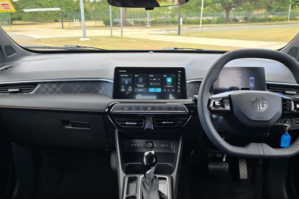 2026 MY25.5 MG MG3 ZP22 Vibe Hatch Image 4