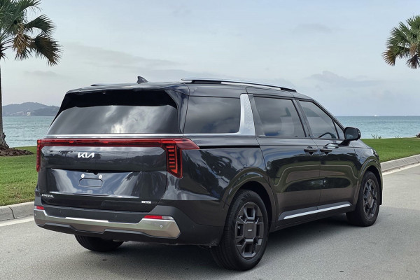 2026 Kia Carnival KA4 PE GT-Line HEV People Mover Image 3
