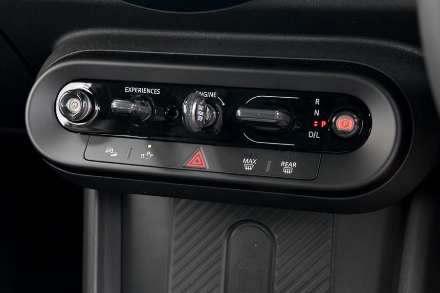 2026 MINI Cooper F66 C Favoured Hatch