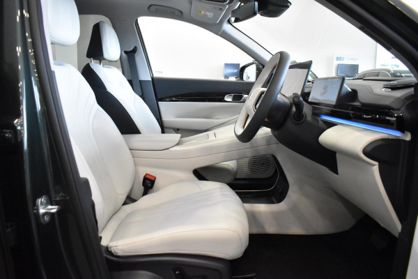 2026 Geely Starray EM-i P145 Inspire SUV Image 3