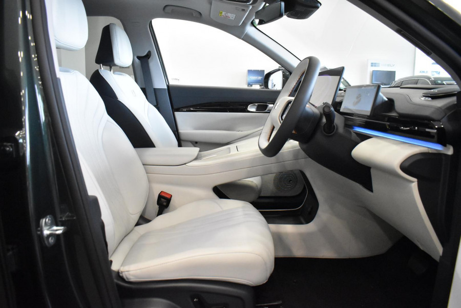 2026 Geely Starray EM-i P145 Inspire SUV Image 3