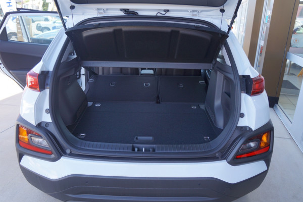 Hyundai KONA Active OS.3