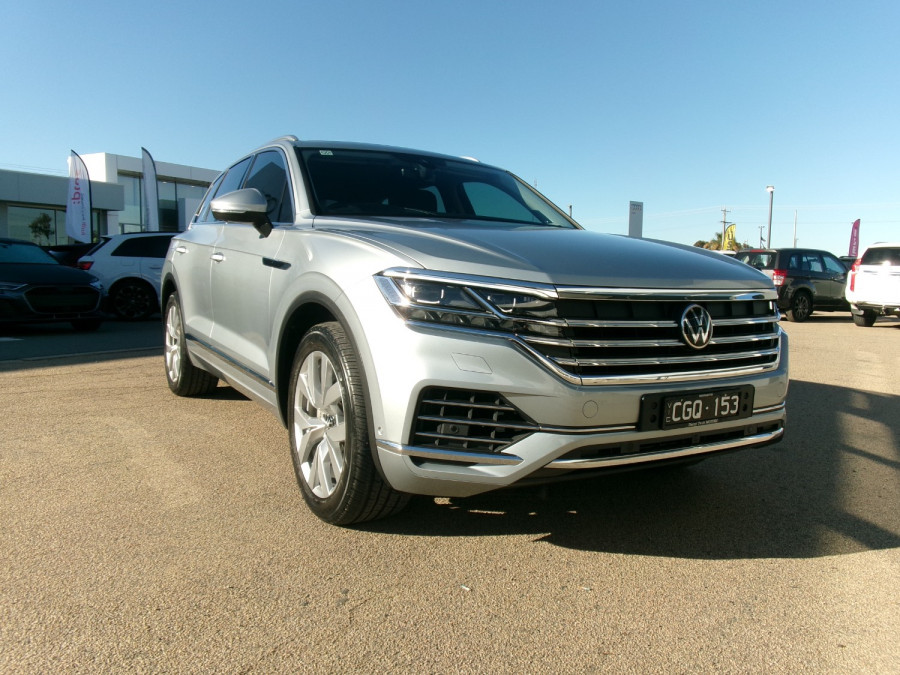 2023 Volkswagen Touareg CR 210TDI Elegance SUV Image 11