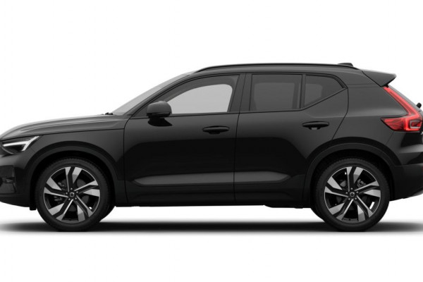 2026 Volvo XC40 XZ Ultra B4 Dark SUV Image 3