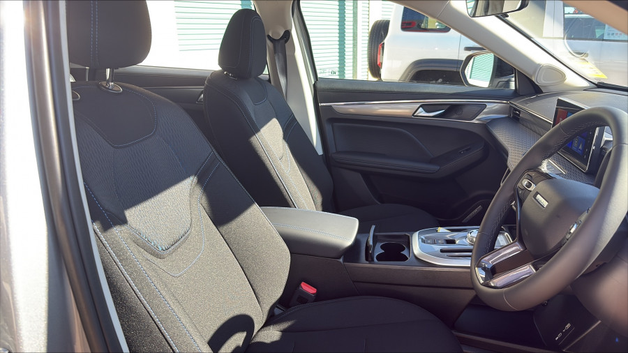 2026 GWM Haval Jolion A02 Premium Hybrid SUV Image 15