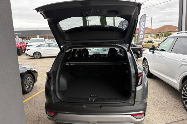 2025 MY26 Hyundai Tucson NX4.V4 Premium SUV Image 9