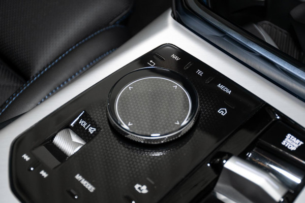 2025 BMW X3 G45 30e xDrive SUV image 14