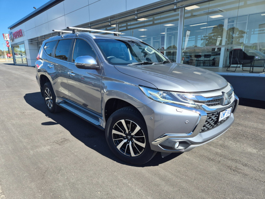 2018 Mitsubishi Pajero Sport QE Exceed SUV Image 3