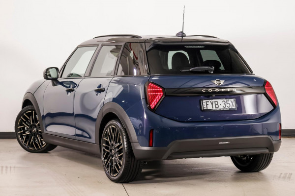 2025 MINI Cooper F65 C Favoured Hatch
