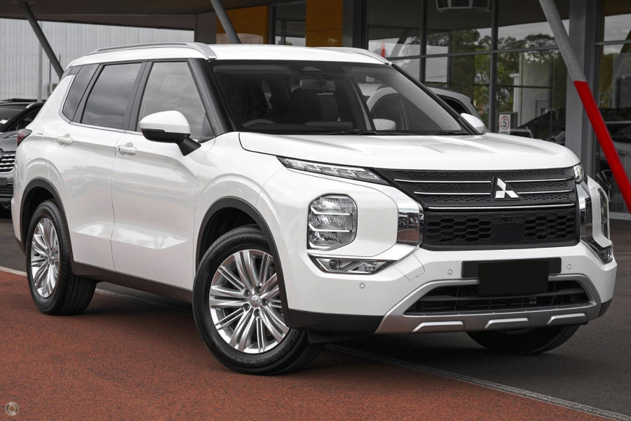 2024 Mitsubishi Outlander ZM LS SUV