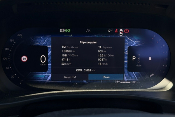2025 Volvo XC40 XZ Plus B4 SUV Image 15