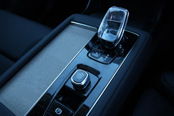 2025 MY26 Volvo XC90 L Series Plus B5 Bright SUV Image 10
