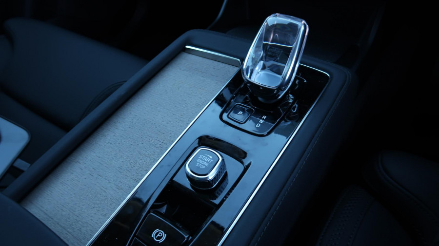 2025 MY26 Volvo XC90 L Series Plus B5 Bright SUV Image 10