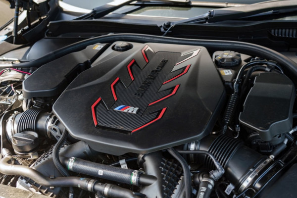 2025 BMW M5 Touring SUV Image 15