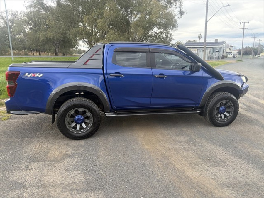 2020 MY21 Isuzu D-MAX RG X-TERRAIN Ute Image 7