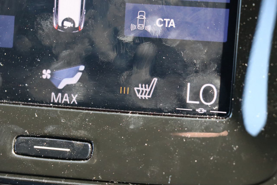 2018 Volvo Xc40 (No Series) MY19 T4 Momentum Suv Image 16