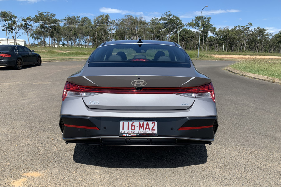 2024 MY25 Hyundai i30 CN7.V2 Elite Hybrid Sedan Image 8