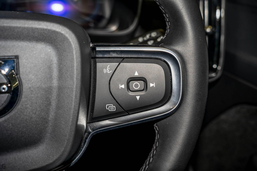 2023 MY24 Volvo XC40  Recharge Pure Electric SUV Image 23