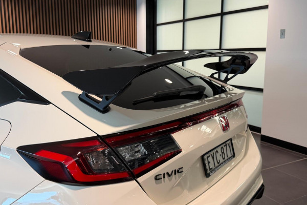 2023 Honda Civic 11th Gen Type R Hatch Image 7