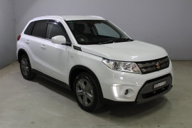 Suzuki Grand Vitara JB