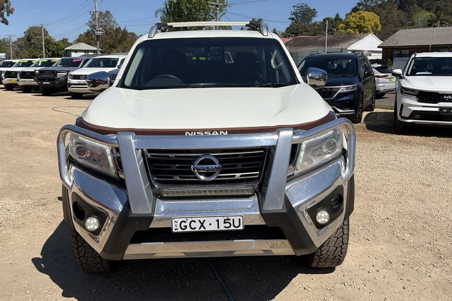 2017 Nissan Navara D23 ST-X Dual Cab Pickup Image 11