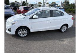2014 MY15 Mitsubishi Mirage LA ES Sedan