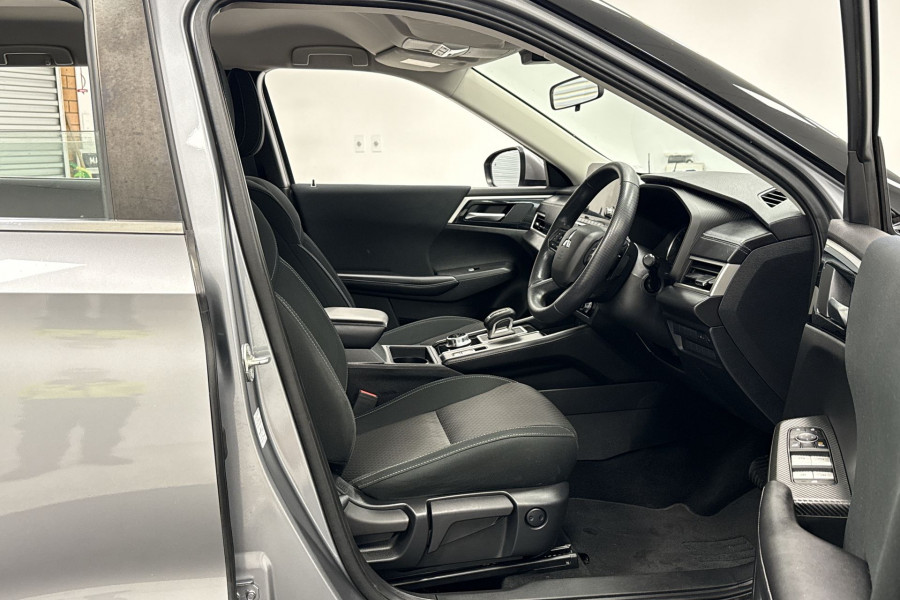 2021 MY22 Mitsubishi Outlander ZM ES SUV Image 20