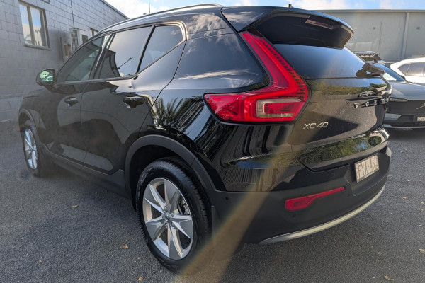 2025 MY26 Volvo XC40 XZ Plus B4 SUV Image 10