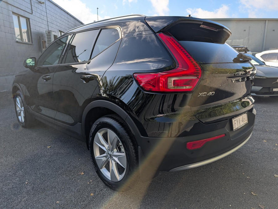 2025 MY26 Volvo XC40 XZ Plus B4 SUV Image 10
