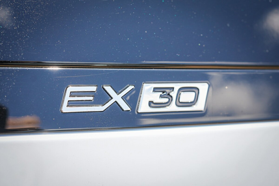 2023 MY24 Volvo EX30  Single Motor Extended Range Ultra SUV Image 13