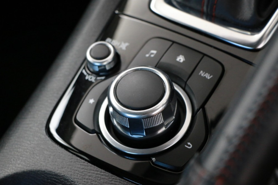 2015 Mazda 3 BM5238 SP25 Sedan Image 15