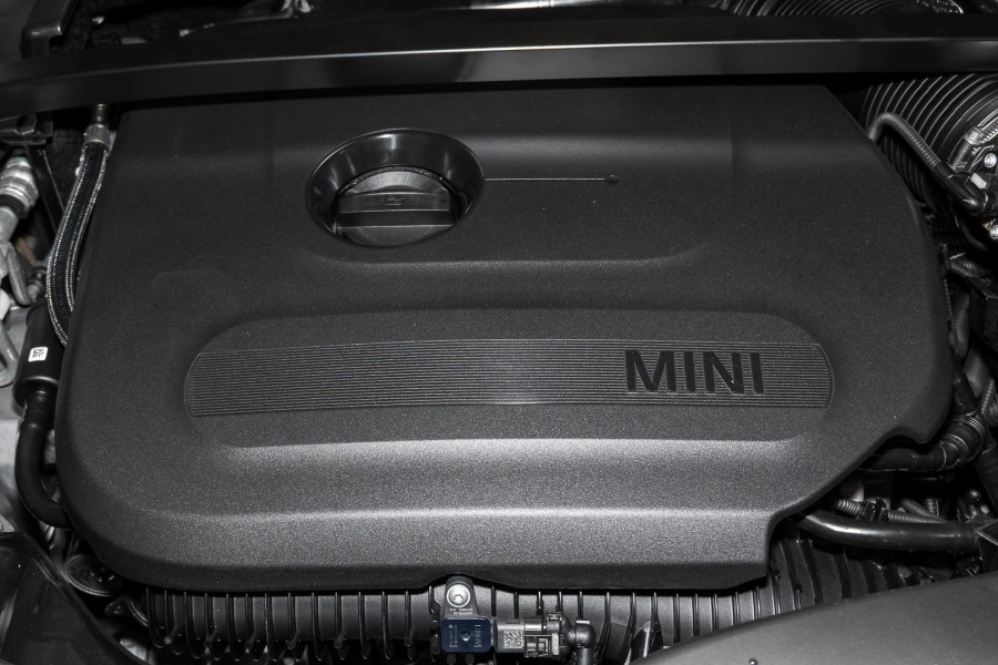 2026 MINI Countryman U25 S Favoured SUV