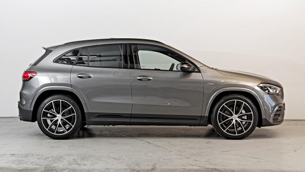 2026 Mercedes-Benz GLA-Class H247 GLA35 AMG SUV image 3