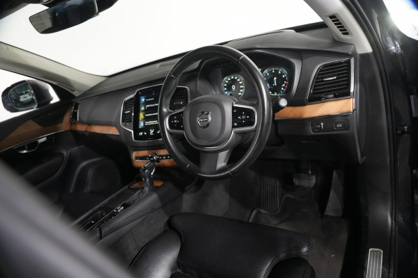 2021 Volvo XC90 L Series T6 Inscription SUV image 12