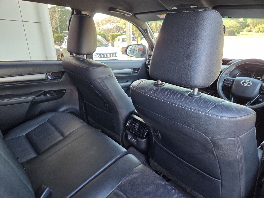 2024 Toyota HiLux B228460HR Rogue Ute Image 11
