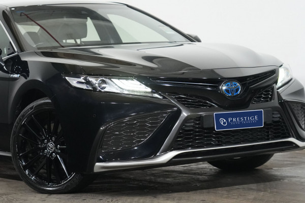 2021 Toyota Camry SX Hybrid Sedan Image 2