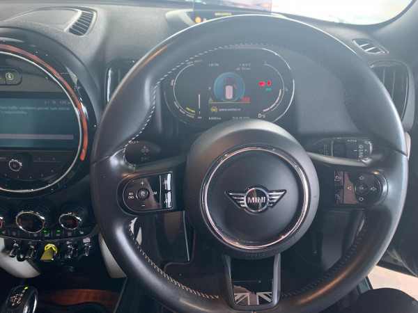 2021 MINI Countryman F60 LCI SE Classic SUV image 14