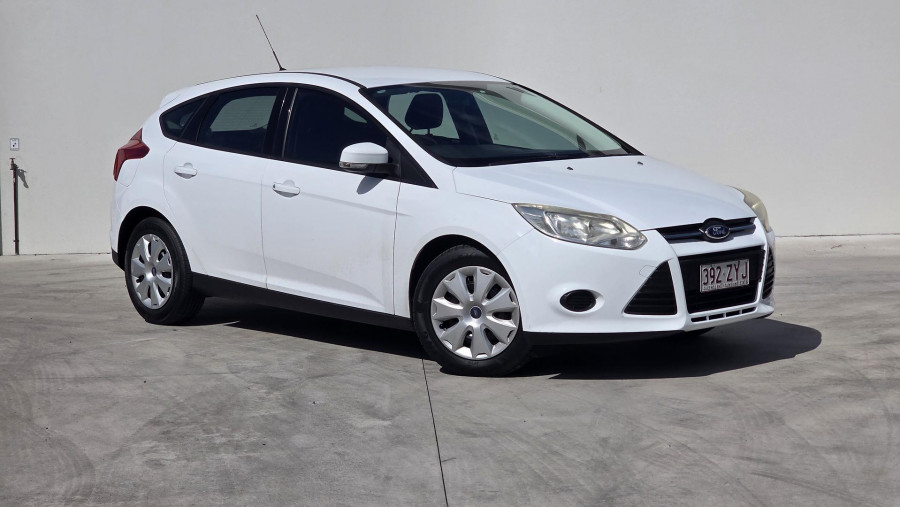 2015 MY14 Ford Focus LW MkII Ambiente Hatch Image 1