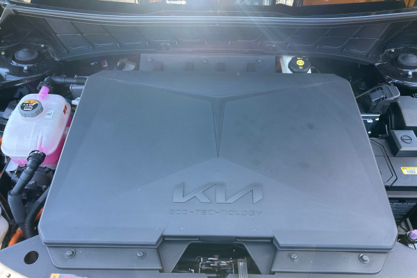 2024 Kia Niro SG2 EV S SUV Image 16