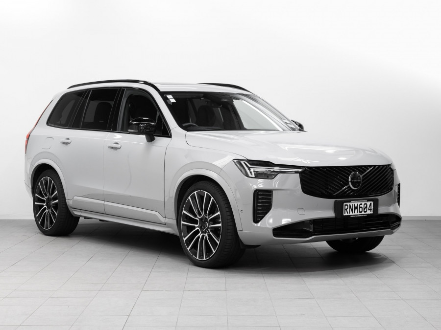 2025 Volvo XC90 L Series Ultra T8 Plug-In Hybrid SUV Image 1