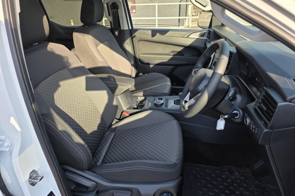 2026 MY25 Volkswagen Amarok NF TDI500 Life Cab Chassis Image 13