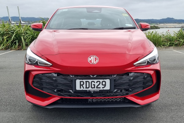 2025 MG 3 MG3 1.5petrol/ cvt/ excite Hatch