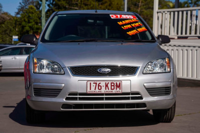 2007 Ford Focus LT LX Hatchback Image 4