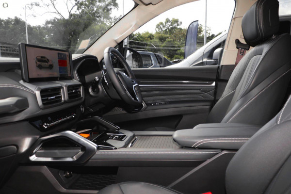2026 MY25 LDV D90 SV9A Executive SUV Image 7