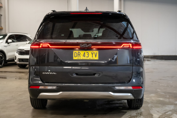 2023 Kia Carnival KA4 Special Edition People Mover image 5