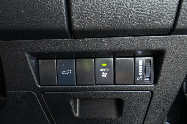 2021 Isuzu MU-X RJ LS-T SUV Image 29
