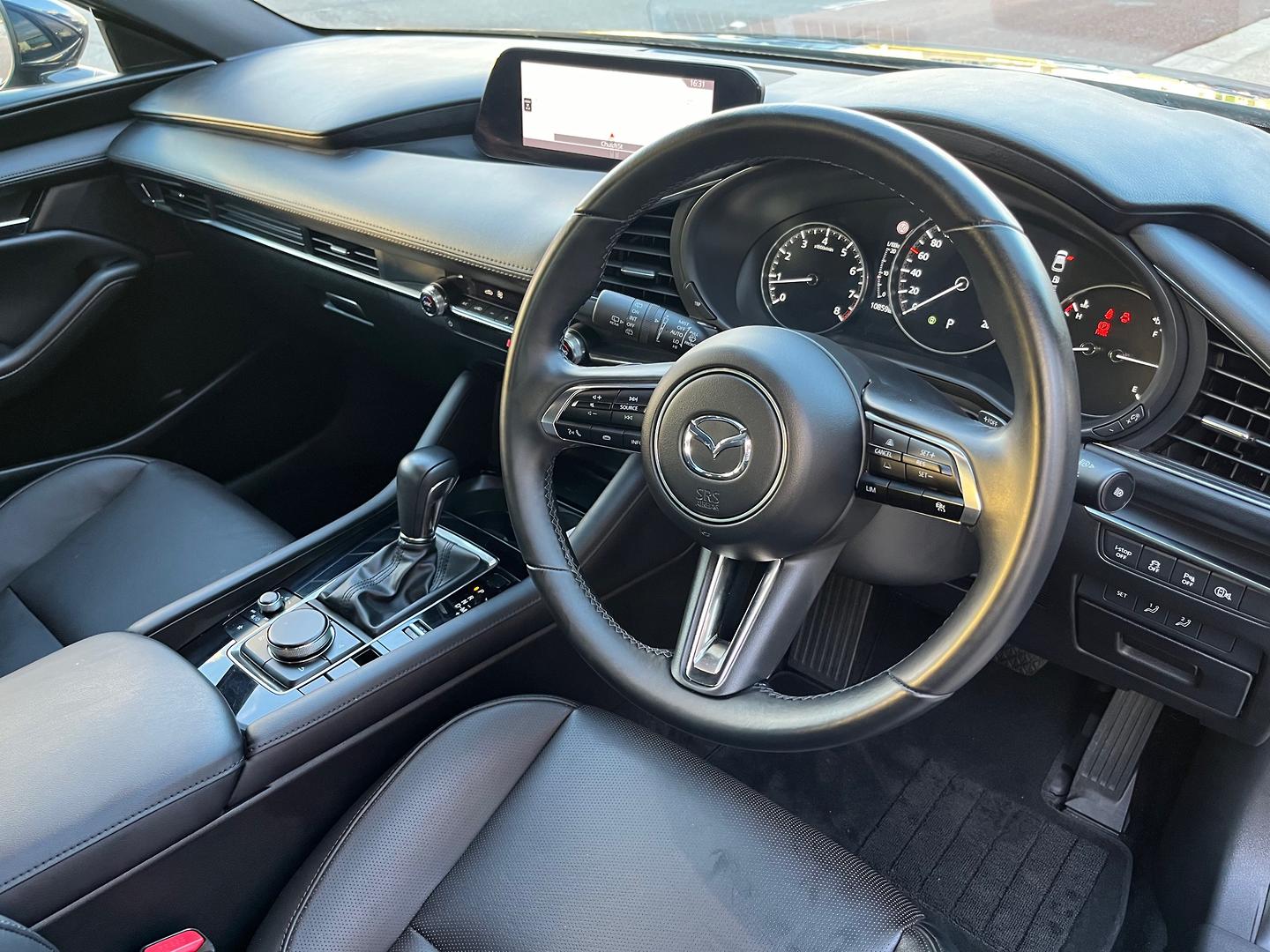 2023 Mazda 3 BP Series G20 Touring Hatch Image 9