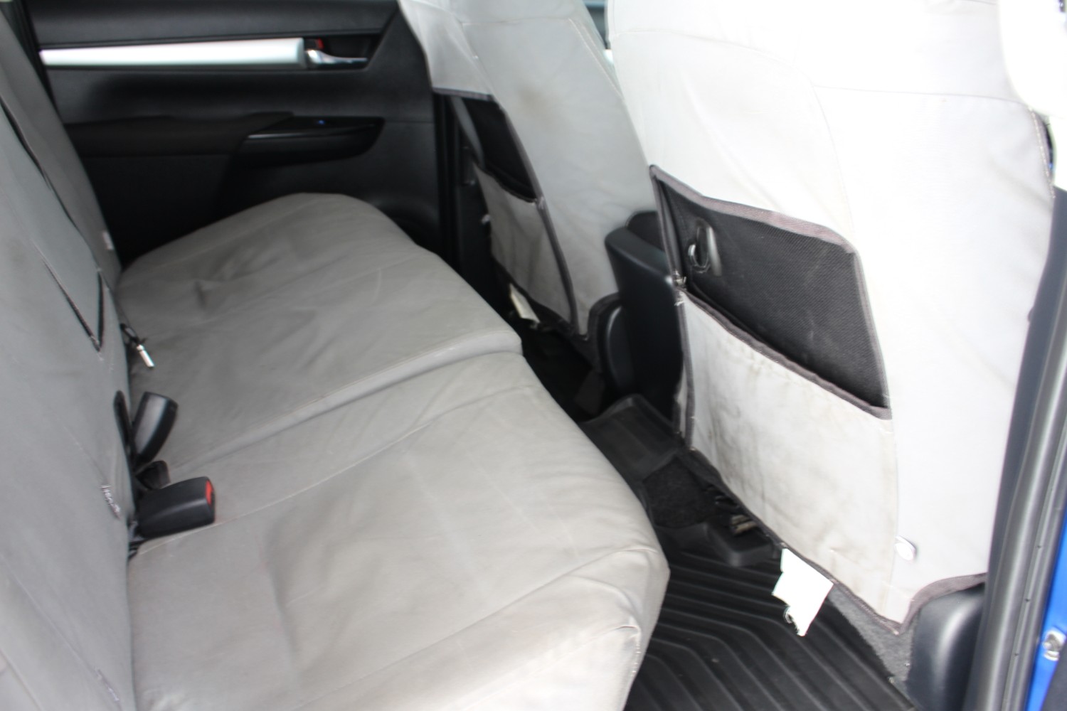 2015 MY16 Toyota HiLux SR5 4x4 Double-Cab Pick-Up Dual Cab Image 9