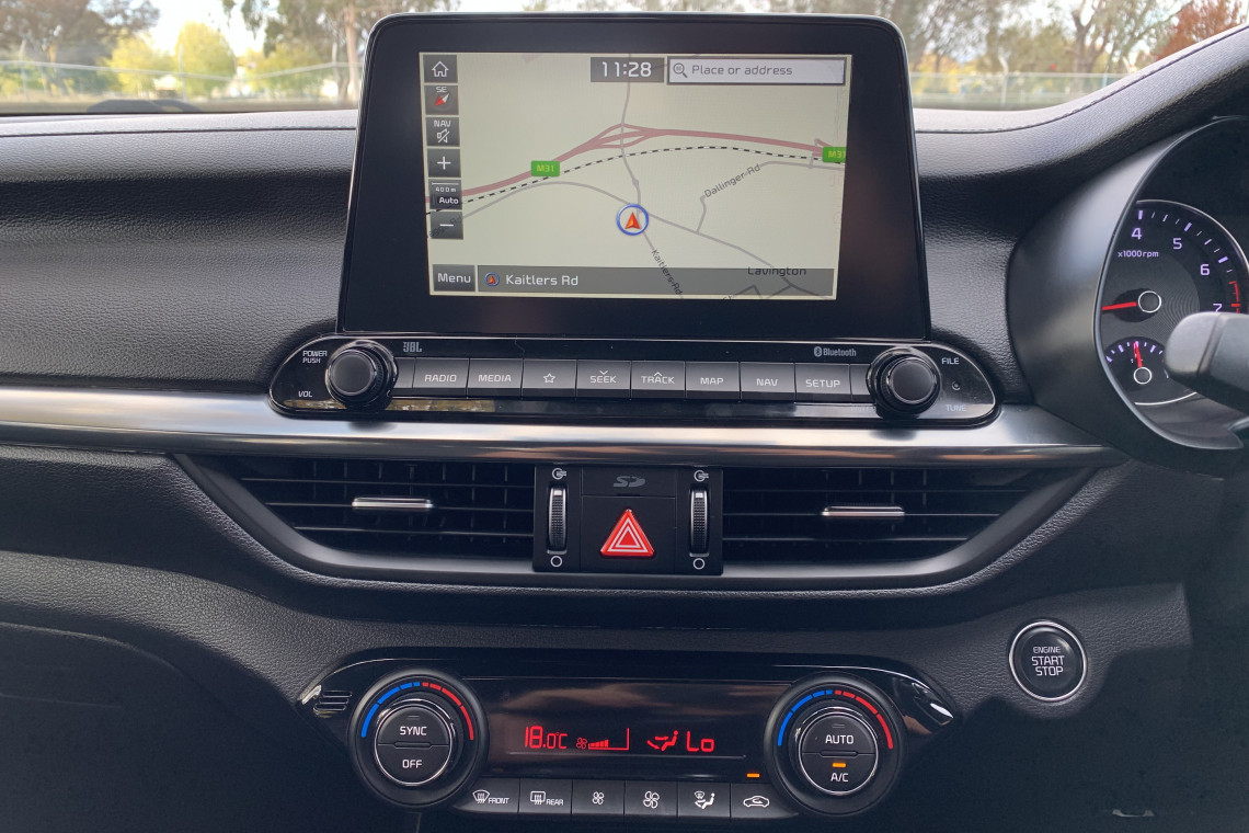 2020 MY1  Kia Cerato BD GT Hatch Image 16